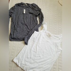 Madewell Long Sleeve Gray and White Tops